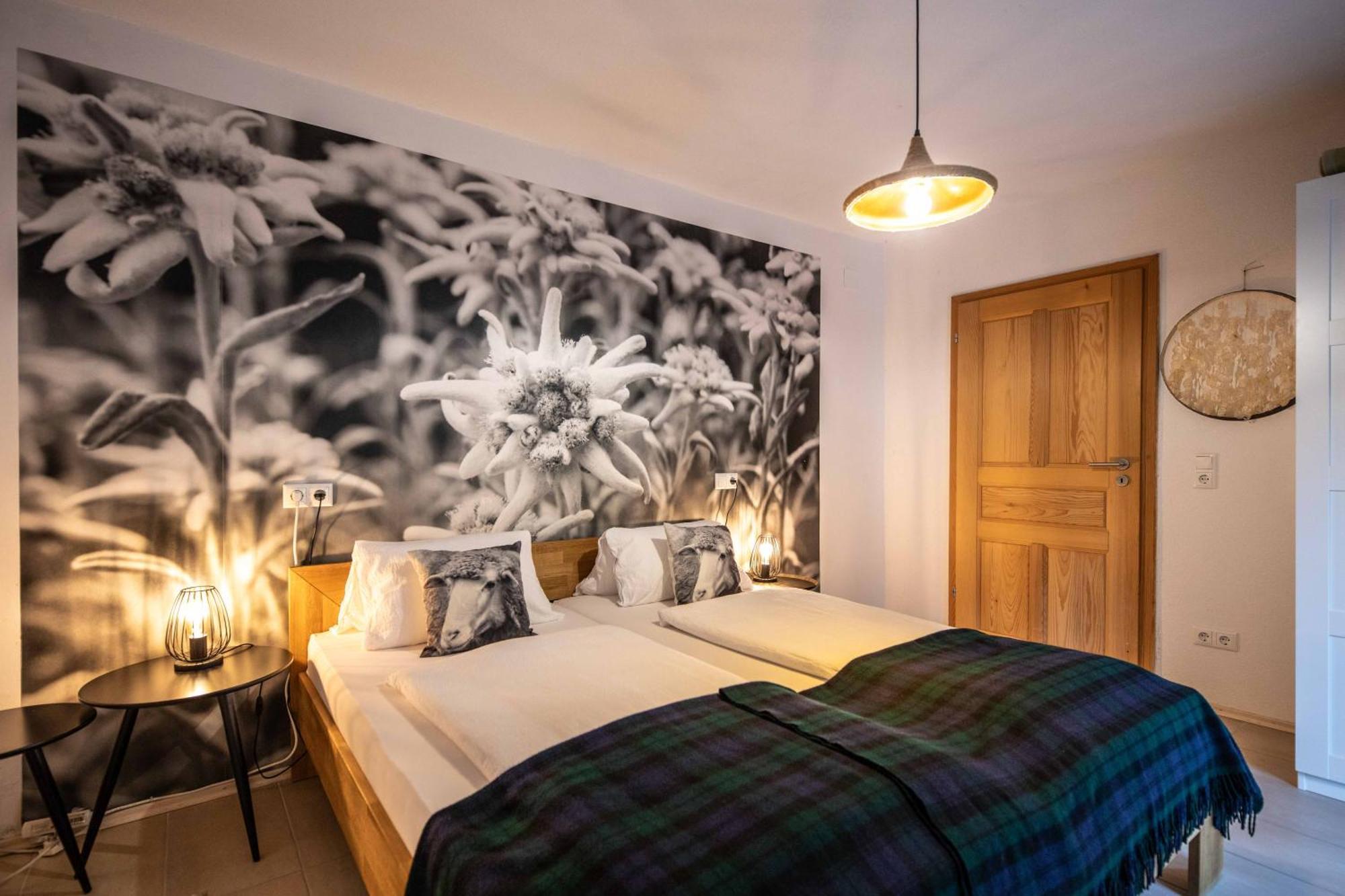 Alpinside Appartements Heiligenblut Bagian luar foto
